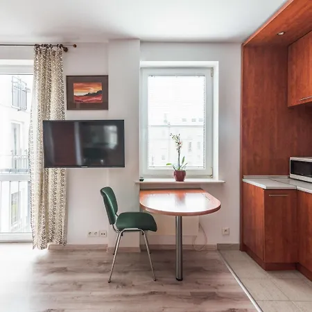 Magnolie 3* Warsaw